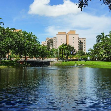 Club Wyndham Palm-Aire Hotel Pompano Beach Exterior photo