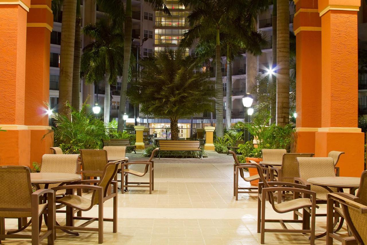 Club Wyndham Palm-Aire Hotel Pompano Beach Exterior photo